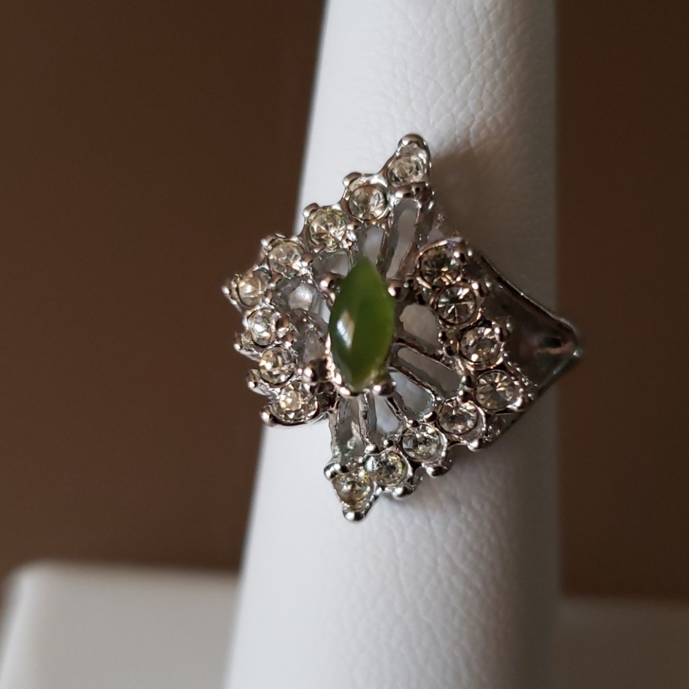 Vintage Jade & Rhinestone Ring. Sz 5